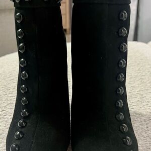 Elegant Black Women's Boots